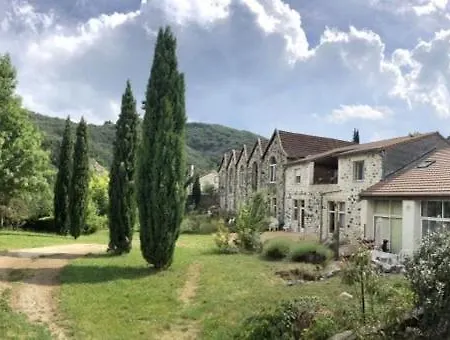 Le Du Bayzan Apartment