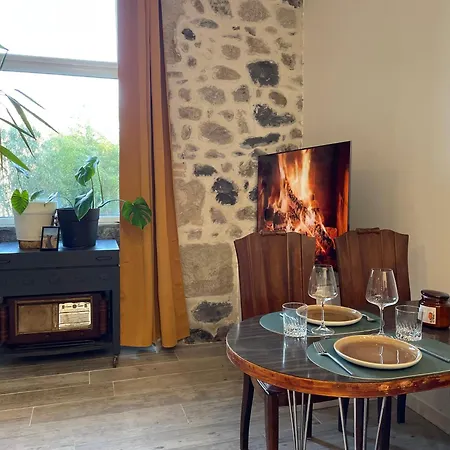 Le Du Bayzan Apartment Pont-de-Labeaume